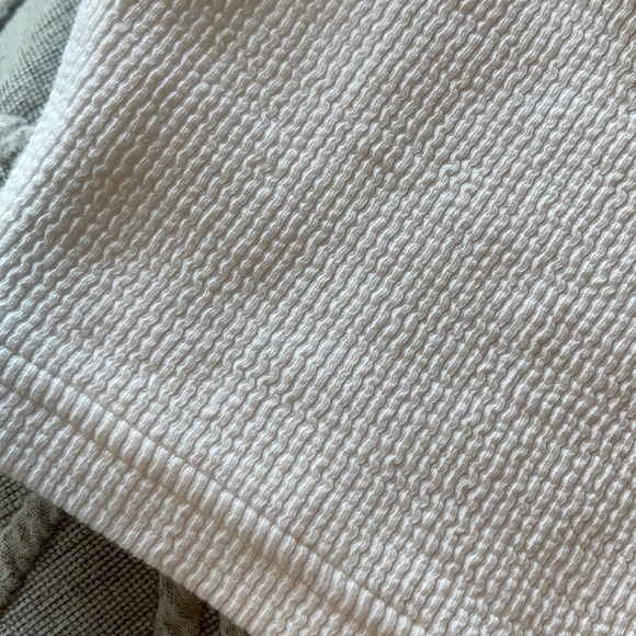 WOMANS TOP SHOP CROPPED TOP - Picture 4 of 4